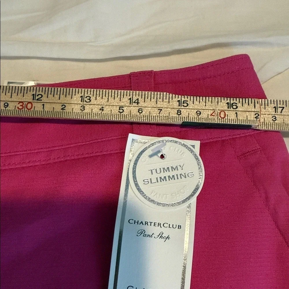 Charter Club Fuchsia Tummy Slimming Classic Fit Women's Shorts size 12 NWT - Picture 6 of 10